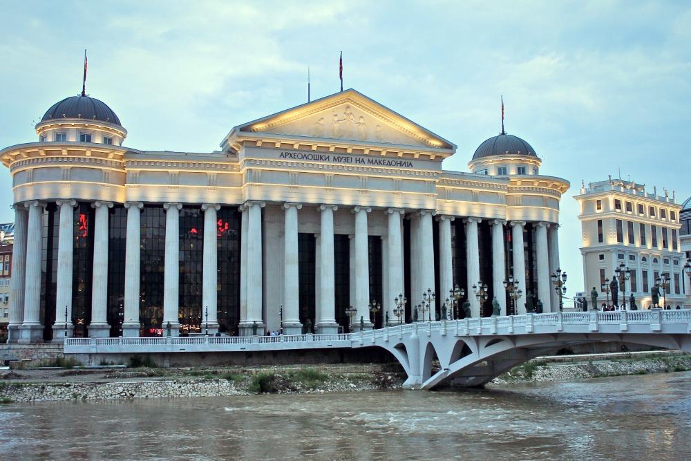 Travel Skopje, Macedonia statues