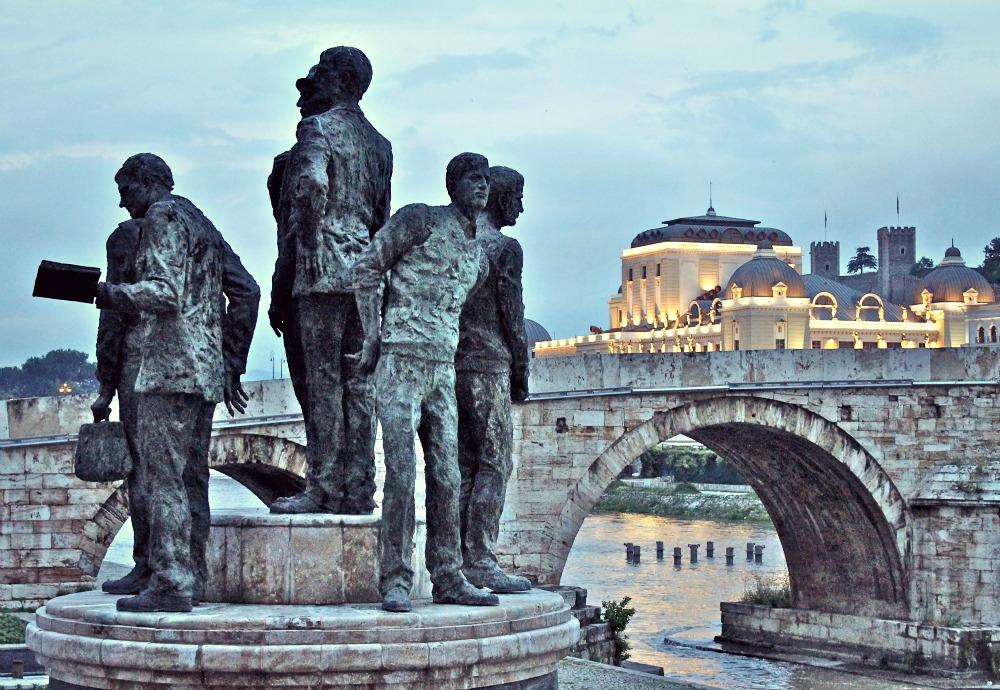 Travel Skopje, Macedonia statues