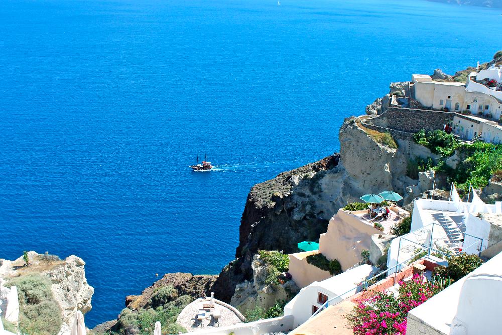 island hopping greece santorini oia