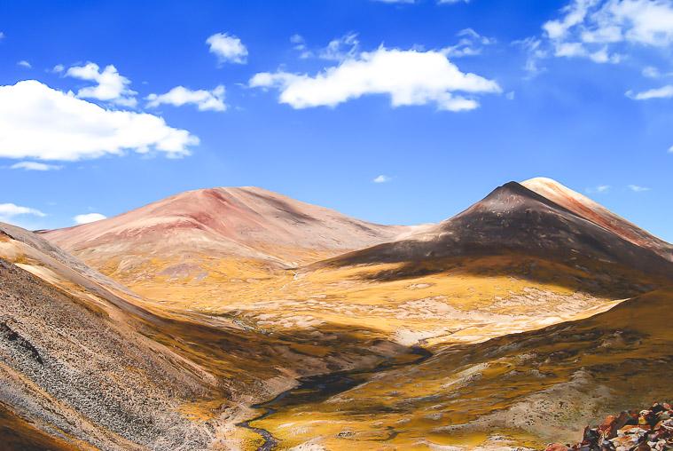 trekking in Tibet