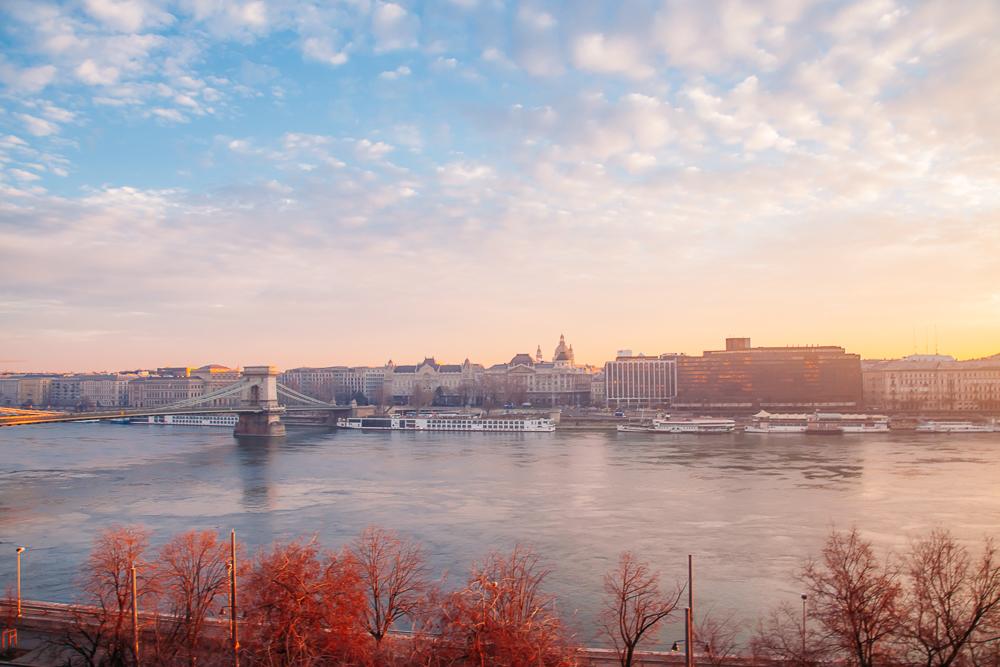 budapest danube sunrise lanchid 19
