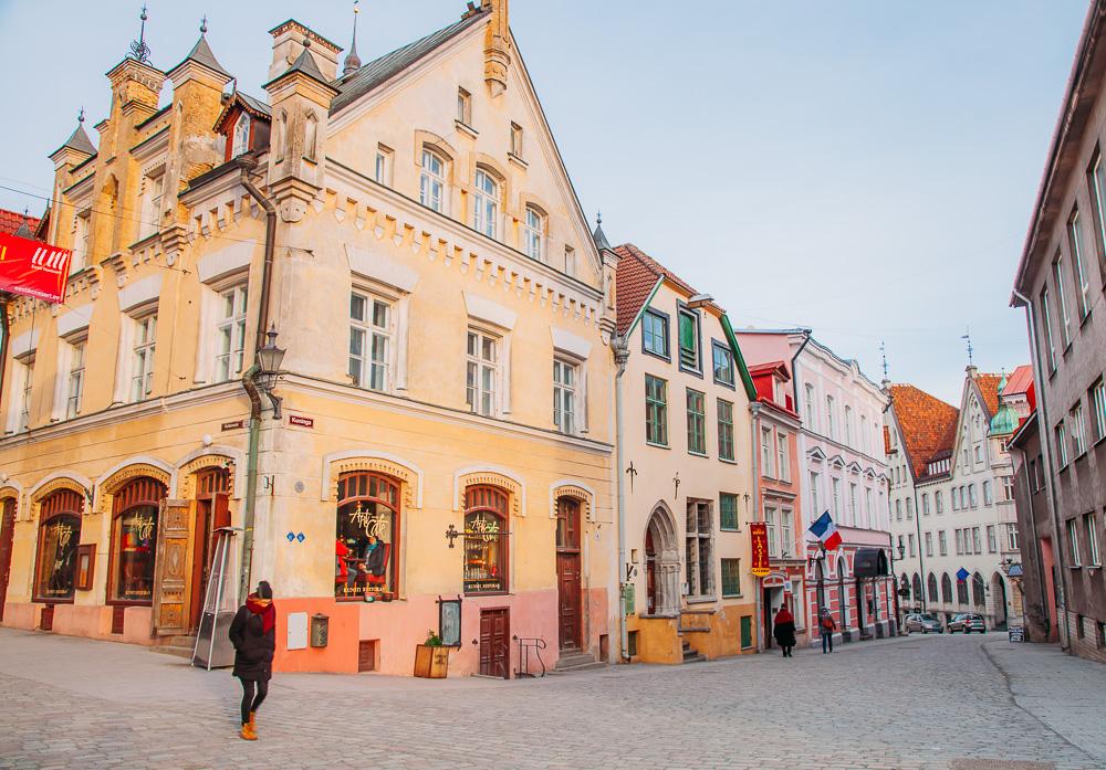 tallinn old town visiting winter
