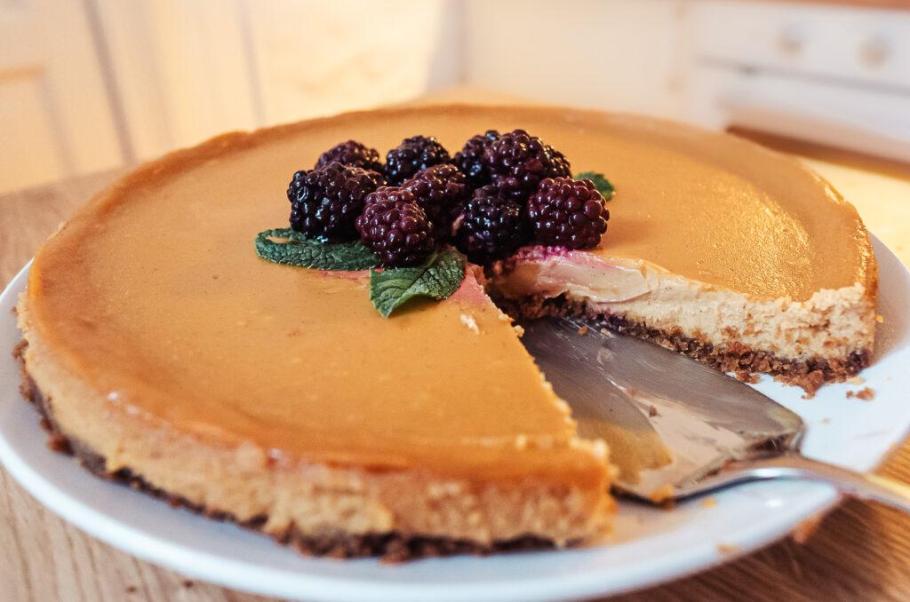 Norwegian brown cheese cheesecake