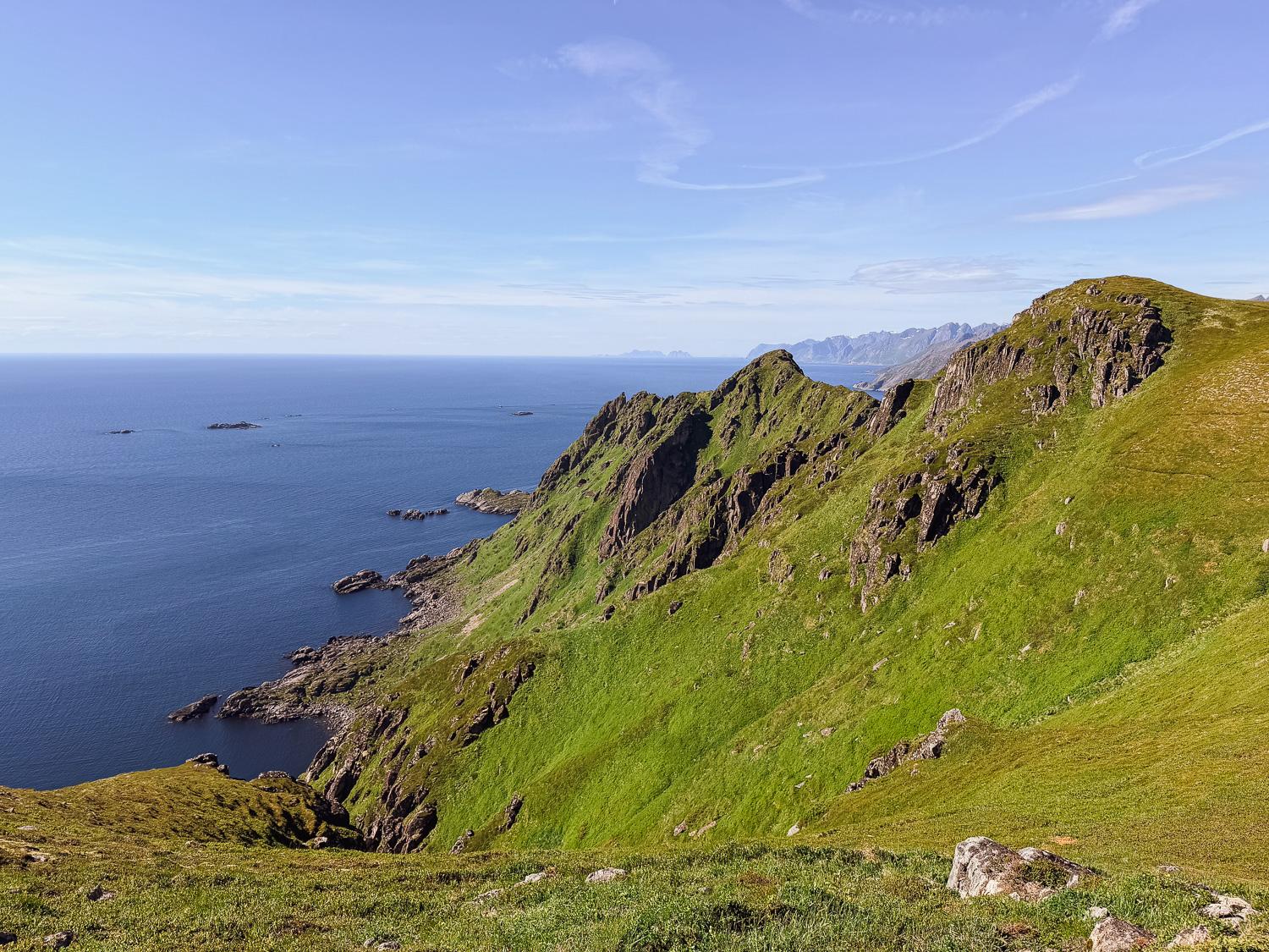 Ballstadheia hike in Lofoten